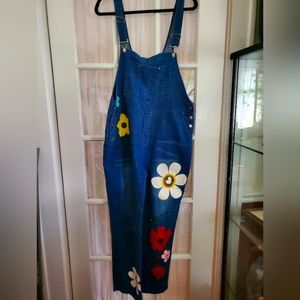 Womens Hippie Bibs Size 1x with some stretch